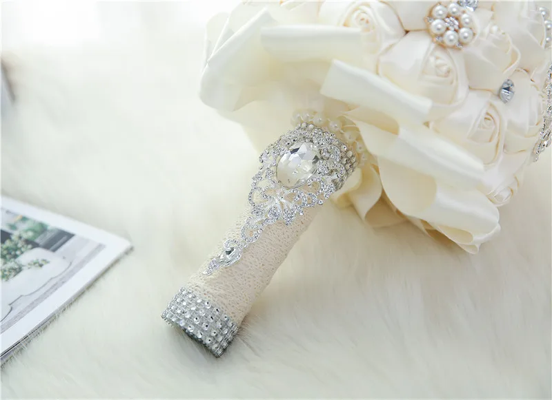 Белый свадебный букет из слоновой кости, с жемчугом, Искусственный Свадебный букет с цветком и кристаллами, buque de noiva 2019