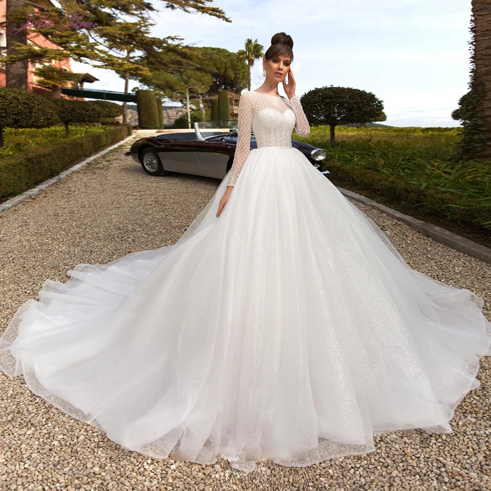 

Julia Kui Luxury A-Line Wedding Dress With Scoop Neckline And Chapel Train Of Criss-Cross Bust Beading Vestido De Noiva