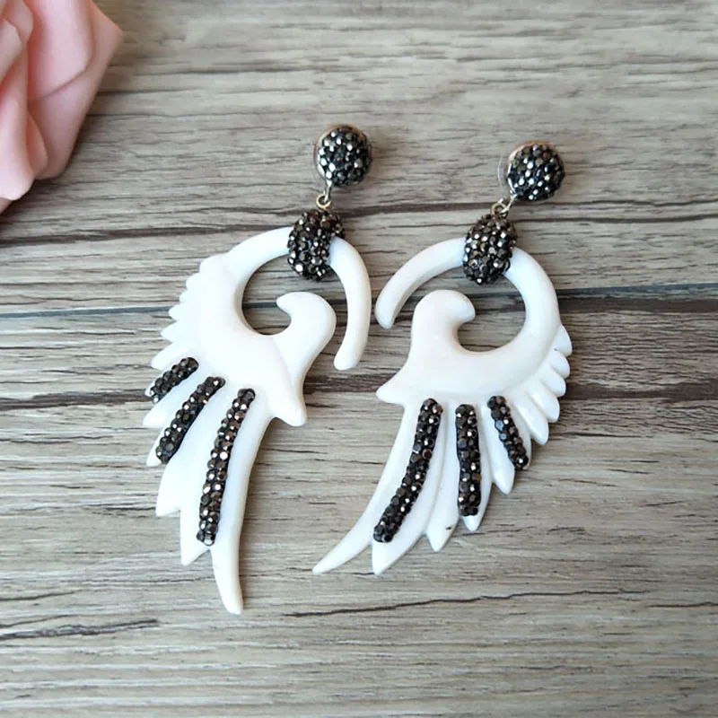 

1 pair Fashion Gorgeous Shell carved Wing shape charms drop dangle earrings,Pave Zircon Earrings For Women Jewelry ER406