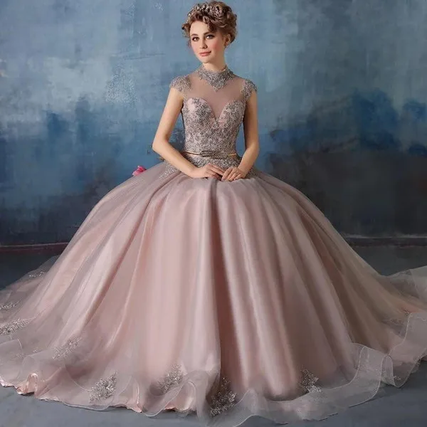

High Neck 2019 Quinceanera Dresses Lace Appliques with Crystal Beaded Ball Gown Sweet 16 Prom Gowns Vestidos De 15 anos Birthday
