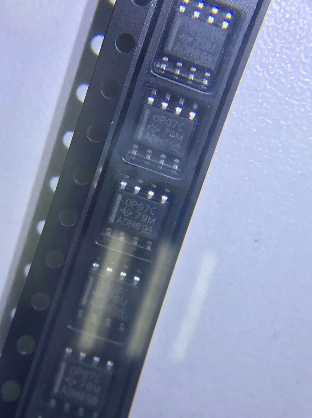 

OP07 OP07C OP07CDR SOP8 рабочий усилитель, низкий уровень шума, биполярные Операционные усилители