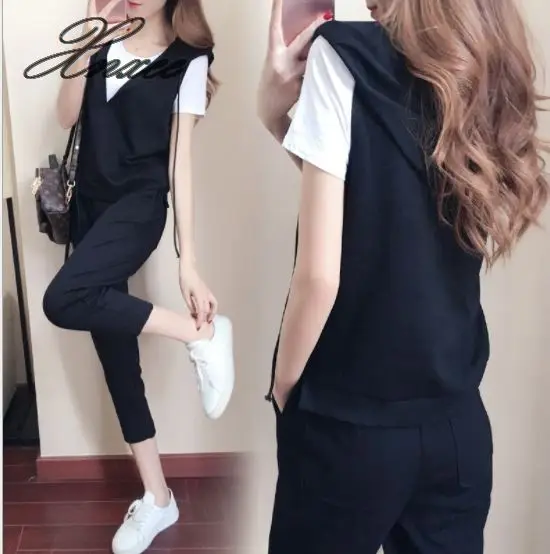 

2019 new summer suit large size short-sleeved shirt vest seven pants three sets of women's clothing