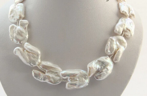 

Jewelr 005027 baroque white freshwater cultured pearl necklace