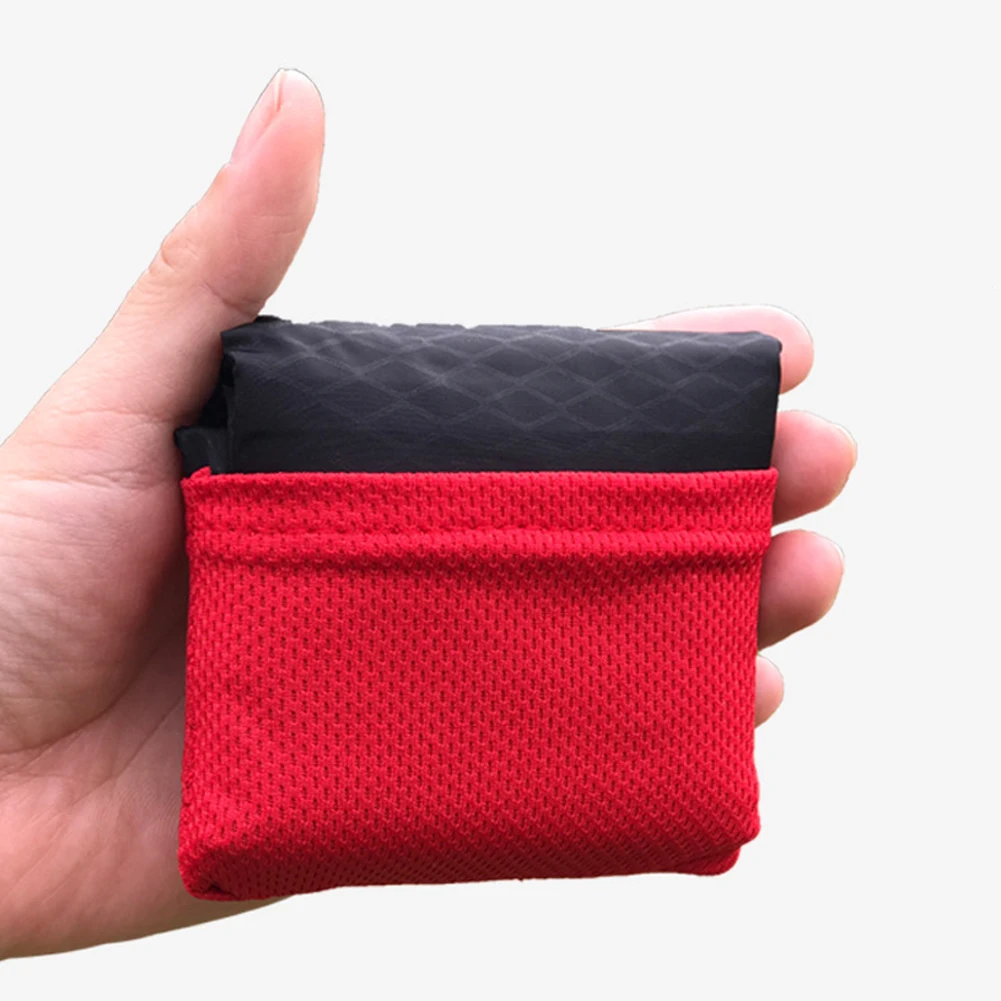 في الهواء الطلق نزهة المشي الطفل بطانية المحمولة جيب النايلون التخييم حصيرة البساط خفيفة الوزن للماء طوي حديقة رقيقة جدا الشاطئ