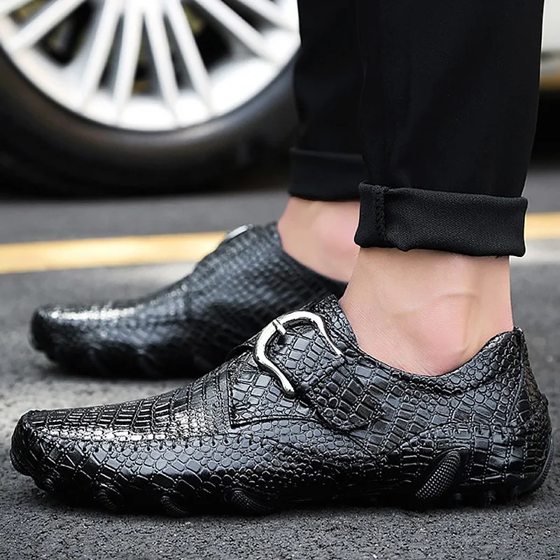 

Crocodile pattern Men casual dress shoes Plus size 45/46/47 Mens shoes Genuine leather Soft Comfortable Driving shoes for man