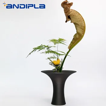 

Japanese Style Ikebana Bottle Vintage Matte Black Coarse Pottery Vases Desktop Hydroponics Flower Pot Ceramic Planter Home Decor