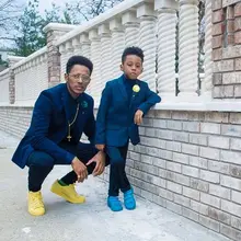 Заказ темно-синий отец и сын соответствующий костюмы 2 шт. для свадьбы и выпускного ужин костюм для мужчин повседневные мужские Блейзер TERNO masculino