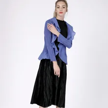 Новые складки большой бренд дизайн морщин серии небольшой свежий короткое пальто MIYAKE гофрированное пальто