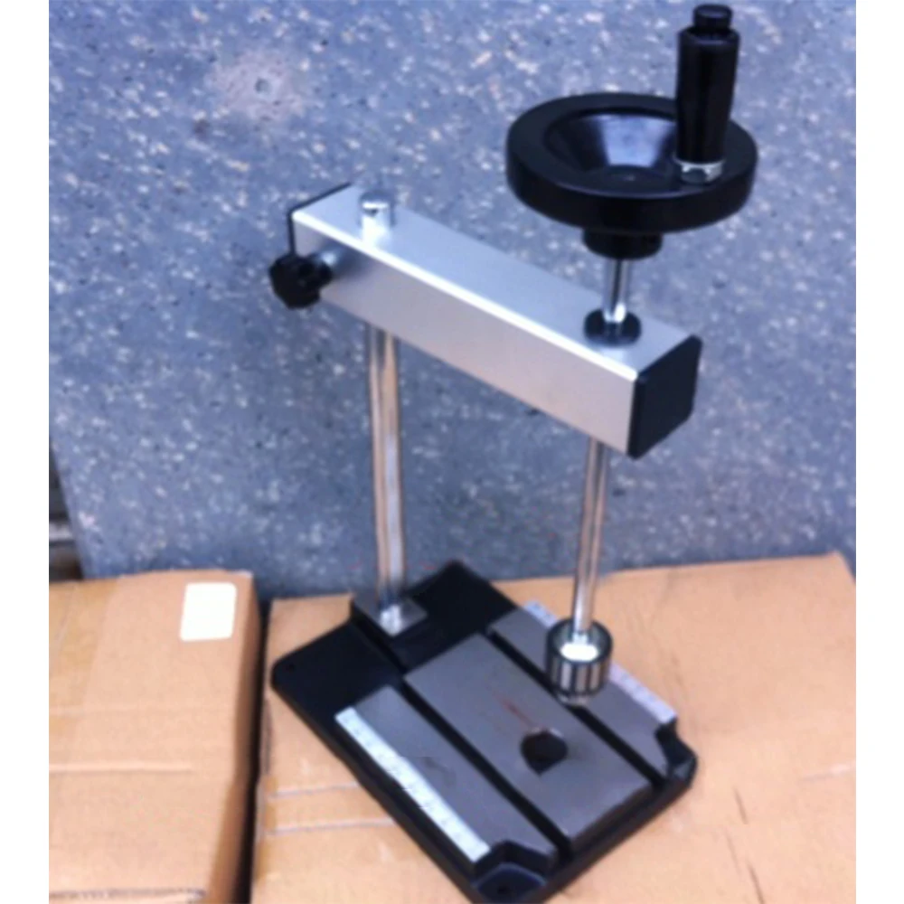 

Desktop Hand Tapping Machine Cast Iron Tap and Dies New Precision Manual Tapper Tapping Equipment Threading Taps tool