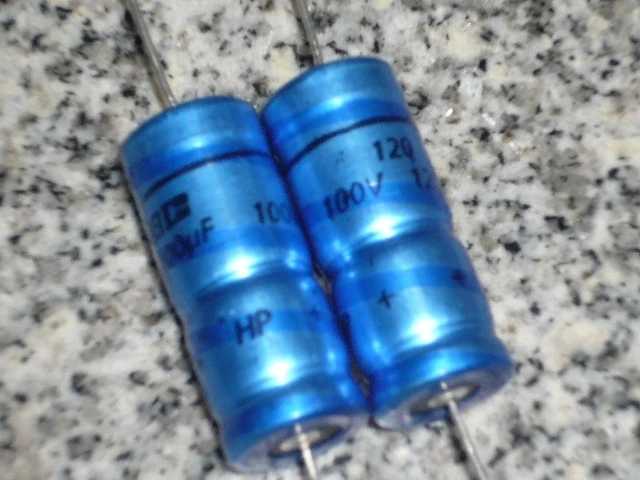 

[SA]BC original 120 series axial capacitors 100v100uf top 12 * 30 original volume in original box--10pcs/lot