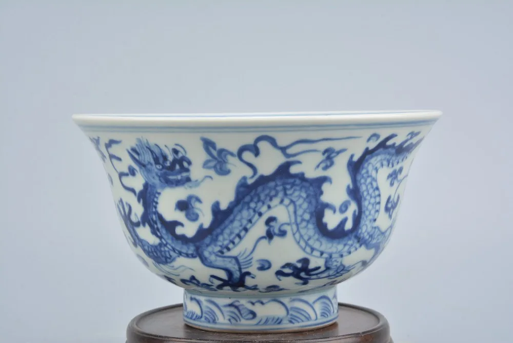 

Antique MingDynasty porcelain bowl,white and blue,dragon&flower,Home Decoration collection & adornment
