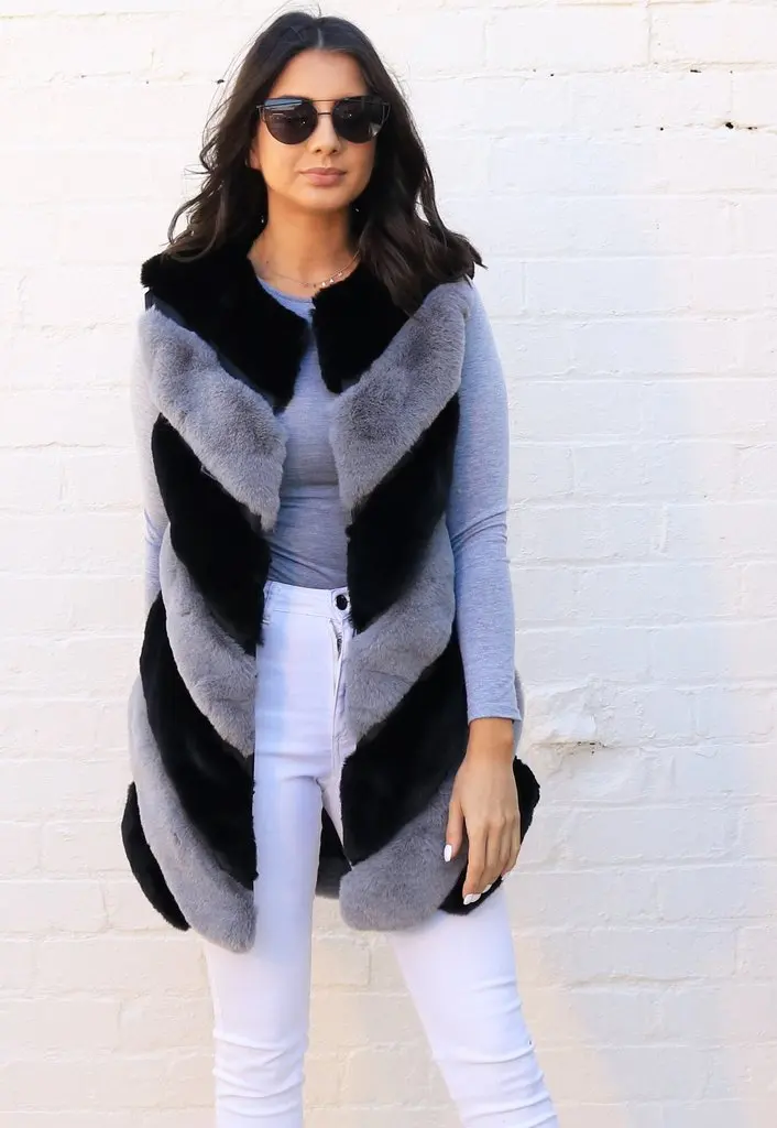 GILETS_-_DIAGONAL_PANELLED_LONGLINE_-_GREY_BLACK_-_FRONT_MS2_1024x1024