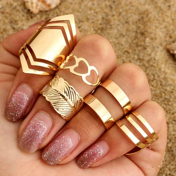 

Tocona 5pcs/Set Bohemia Gold Color Finger RingsFashionable Heart Geometric Design For Women Female Jewelry Party Rings