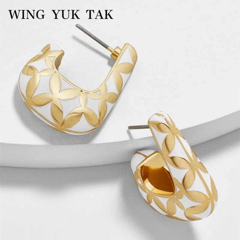 Женские Геометрические серьги wing yuk tak гвоздики с эмалью и цветком Ювелирное