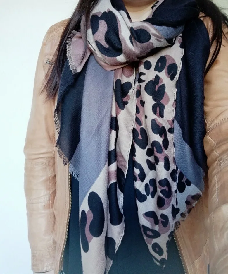 

2022 Autumn Winter Women Fashion Viscose Scarf Leopard Patchwork Shawls and Wraps Long Soft Pashmina Stole Muslim Hijab 180*90Cm
