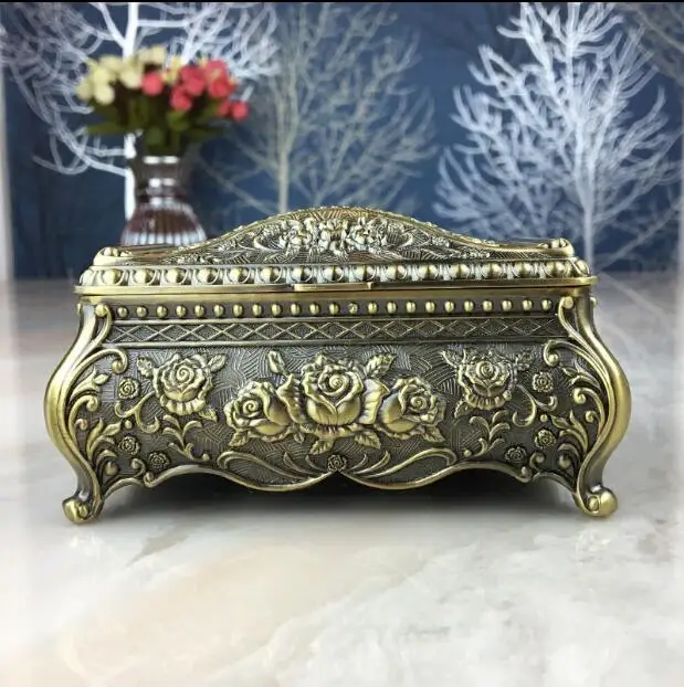 Europe style retro zinc alloy jewelry box jewelry box storage box