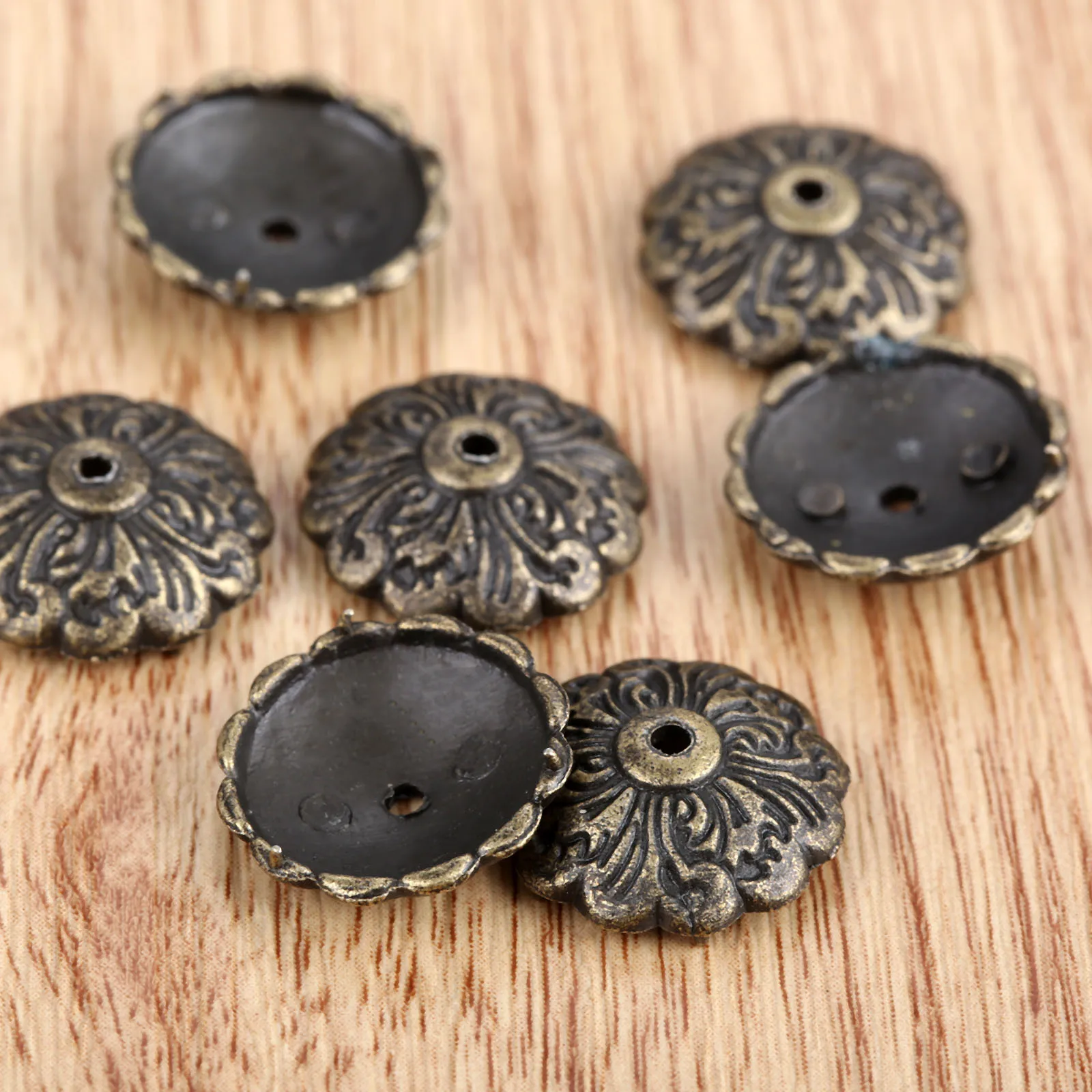 50Pcs 15mm Dia.Antique Brass Upholstery Nail Jewelry Chest Wine Gift Box Decor Tack Stud For Furniture Hardware