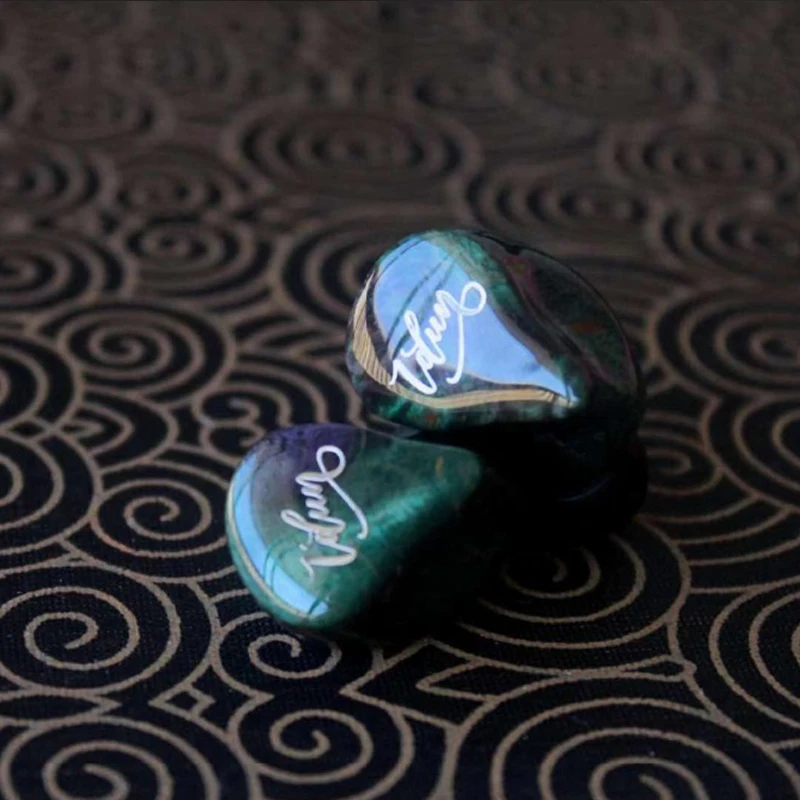 Koop KINERA IDUN 2BA + 1DD Hybrid 3 Driver Unit In Ear Oortelefoon HIFI Monitor Headset Met 2Pin Afneembare Detach Kabel custom Hars IEM