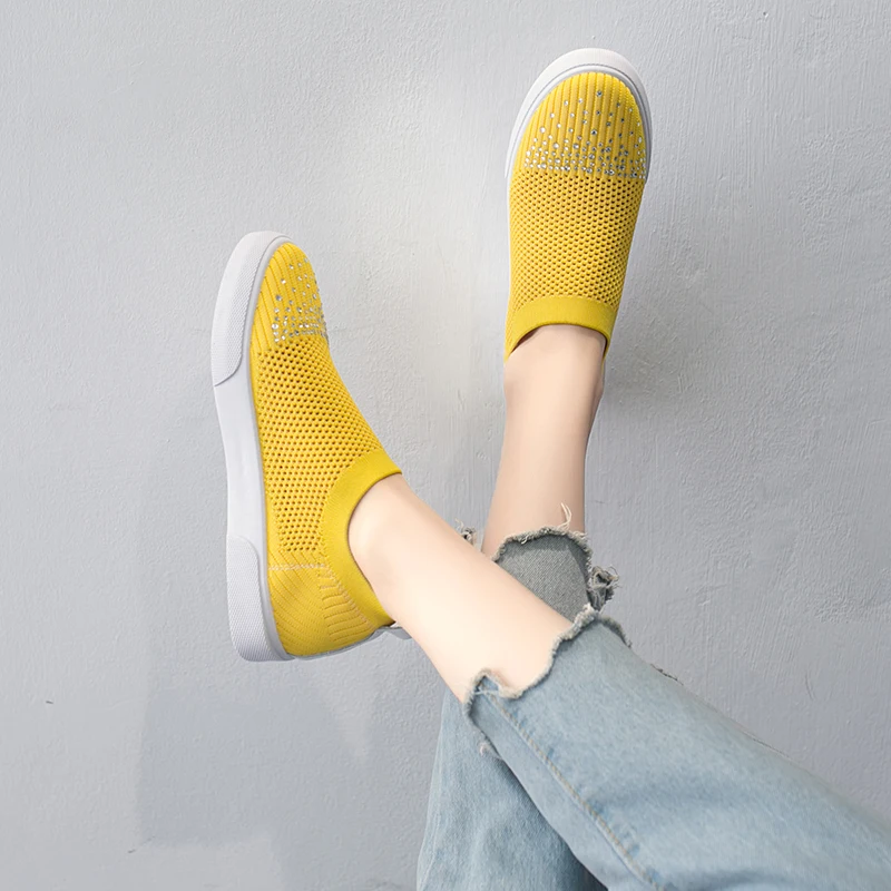 

YRRFUOT Women Casual Shoes Brand Breathable Trend Woman Fashion Sneaker Spring Flats Shoes Zapatos Mujer Women Sneakers Light
