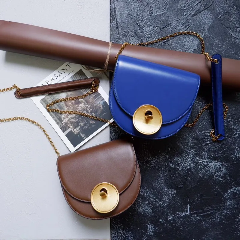 

M Saddle Messenger Bags Genuine Leather Half Circle Women Crossbody Bags Big Gold Metal Hasp Girls Shell Bags Chain Lady Handbag