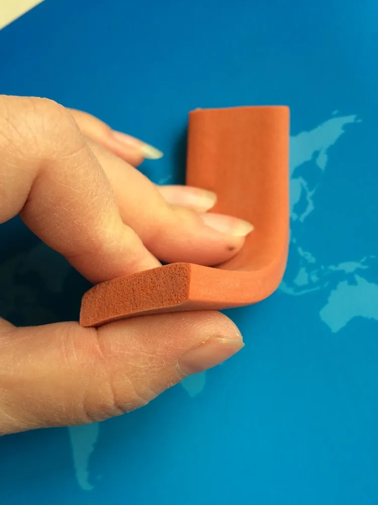 Direct Selling Extrued Silicone Sponge Strip, 10X20mmX5meters Square