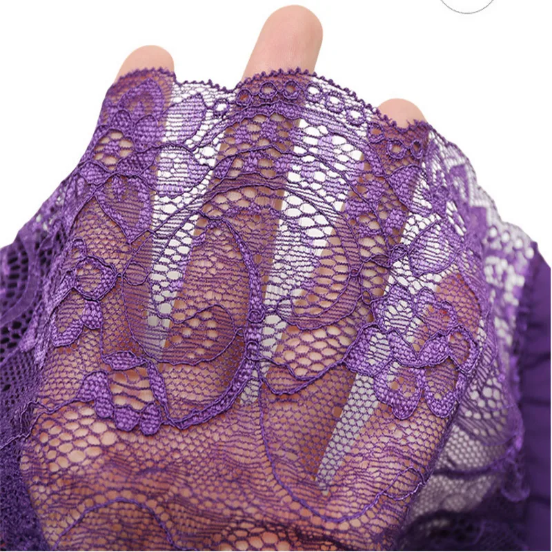 Epacket Shipping Ladies Light and thin Briefs Ice-silk Seamless But Lace Back Women's Triangles Panties Big Size S-2XL