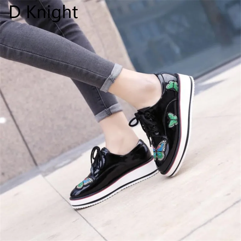 Plus Size 34-43 Women Oxford Brogue Shoes Patent Leather Wedge Heels Platform Shoes Woman Lace-up Oxford Shoes For Women Creeper (14)