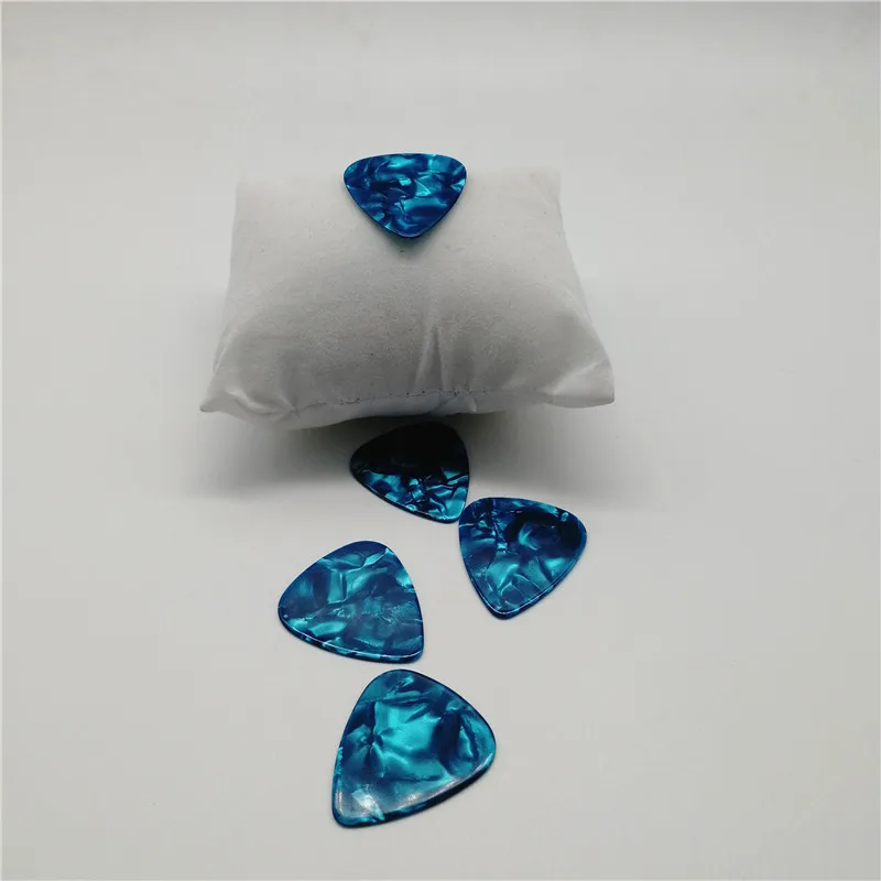 Premimum Quality Pearl Light Blue Guitar Picks Celluloid Sky Blue Guitar Plectrum 0.46mm~1.5mm Premimum Quality Pearl Light Blue Guitar Picks Celluloid Sky Blue Guitar Plectrum 0.46mm~1.5mm