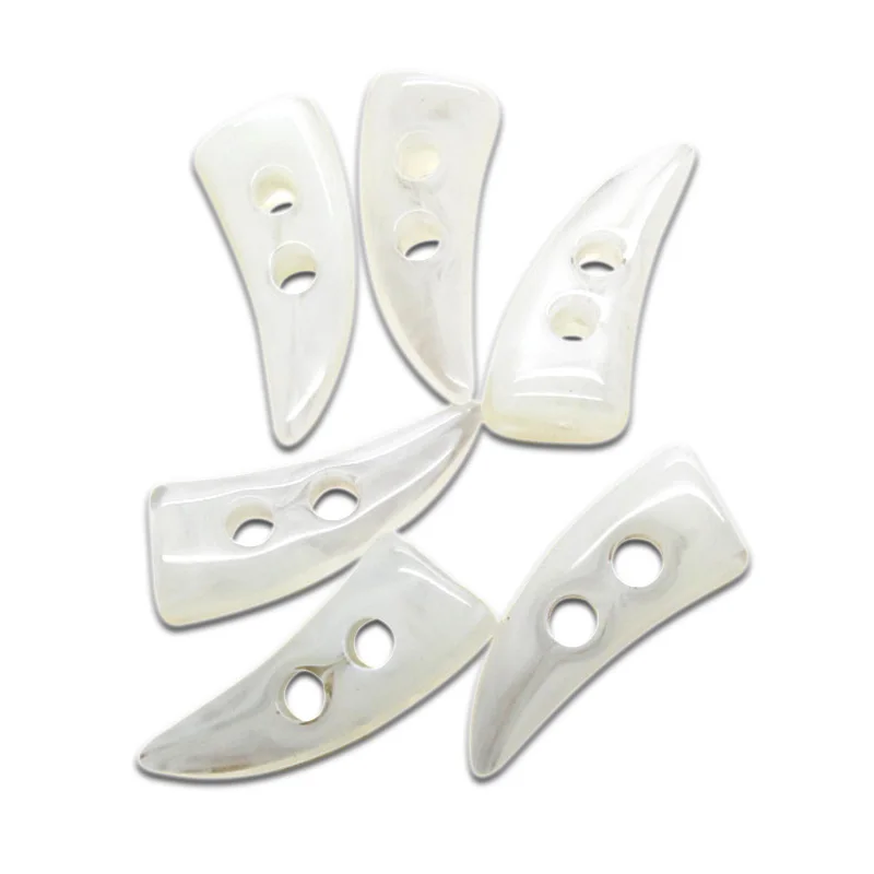 

50Pcs White Horn Buttons Sewing Button for Garment Crafts Scrapbooking Horn Button for Kids DIY Accessory Resin Sewing Buttons