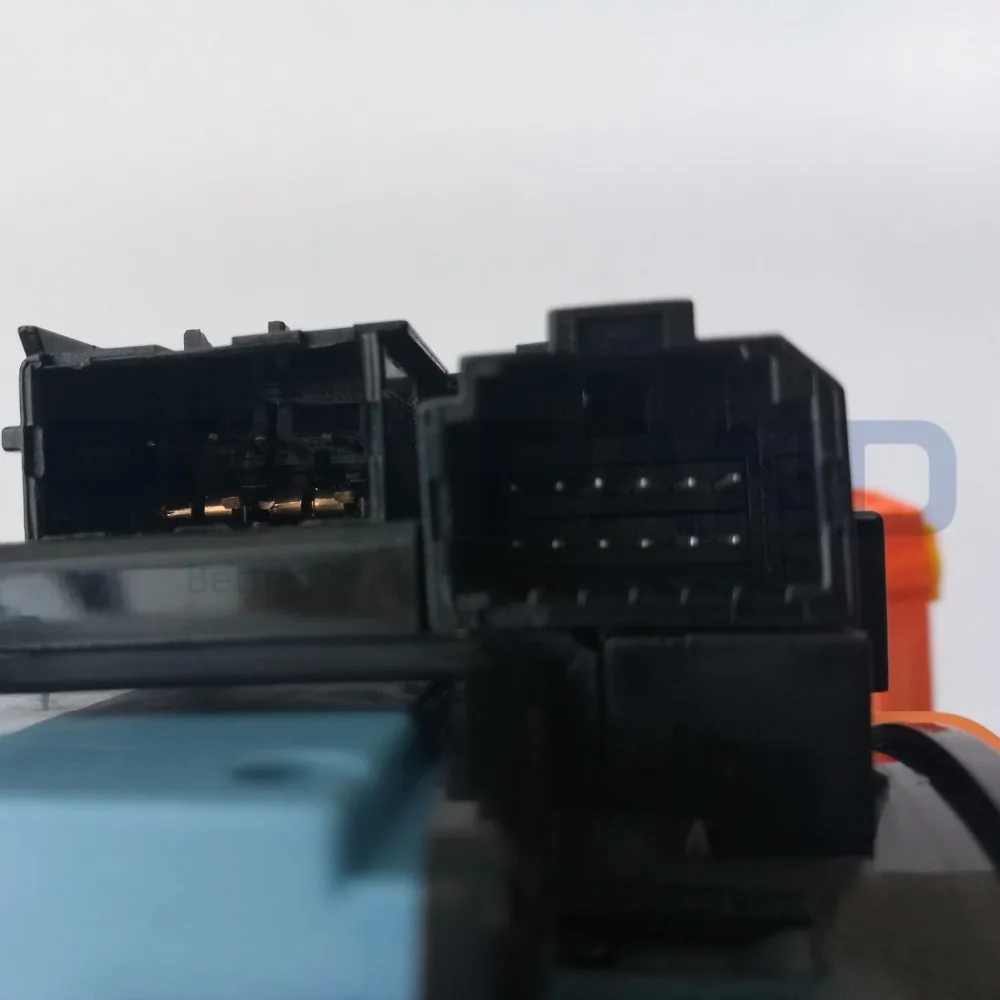 Датчик угла поворота руля 892405 0k010 84307 0K020 для Toyota Fortuner GGN50 60 KUN5 * 6 Hilux GGN15 25 35 KUN1 2
