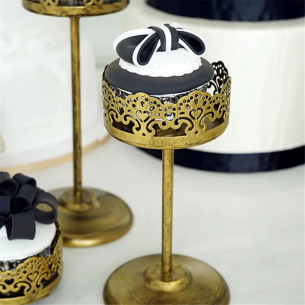 Скандинавский полый кружевной металлический лоток для хранения с крышкой из поликарбоната, шикарный Ins фруктовый торт, десертная тарелка, золотые украшения, поднос для демонстрации, домашний стол, Декор