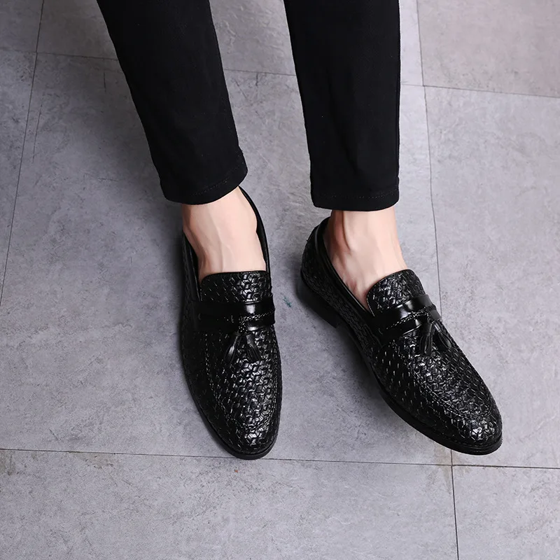 Fashion Weave Pattern Tassel Fringe Leather Shoes Slip On Casual Loafers Plus Size Round Toe Men Shoes Gift for Father