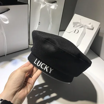 PCFDDR темно-синяя Кепка вышитая буква Британский ретро шерстяной берет Женская шапка осень-зима - Цвет: Черный