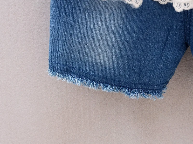 3047683165_1405619416