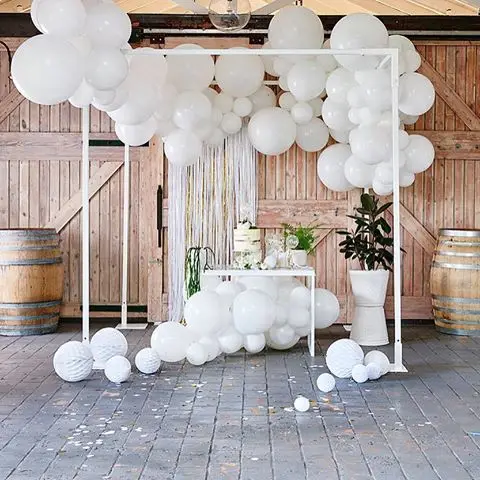 white balloons wedding (4)