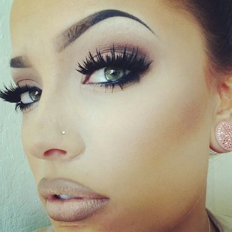 Nose-stud-on-make-up-model