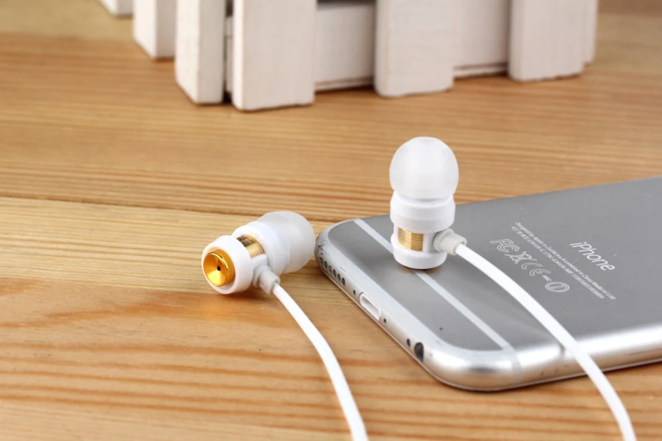 Wired Earphone With Mic Stereo Earphones In-Ear Headset Bass Music Sport Earbuds Noise Cancelling For iPhone 6s Plus Samsung MP3 (14)