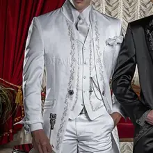 Классический Стиль Белый Вышивка жениха смокинги друзей жениха Мужские свадебные костюмы выпускного вечера на заказ(куртка+ брюки+ жилет+ галстук) K: 346