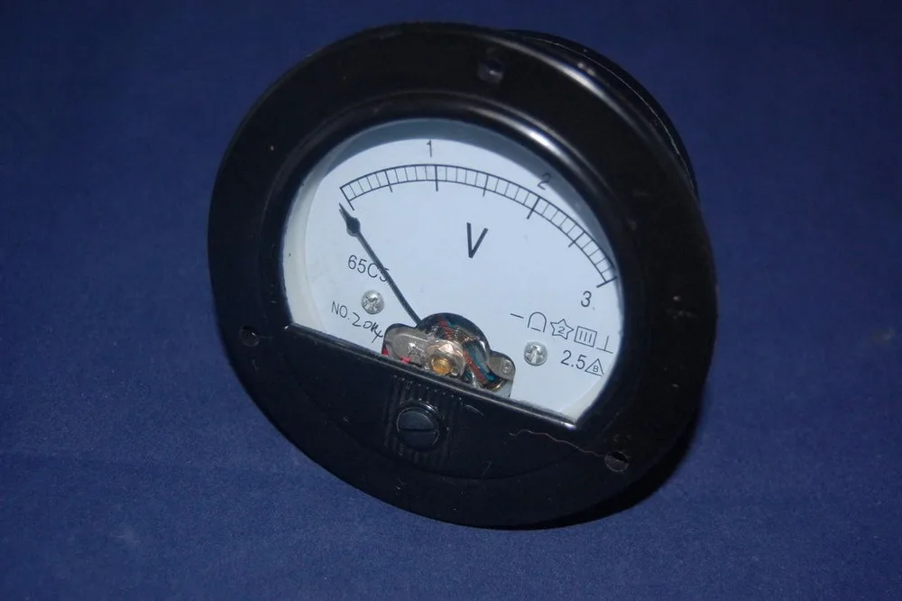 AC 0 3V Round Analog Voltmeter Voltage Panel Meter Dia.90mm direct