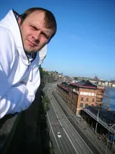 A***v