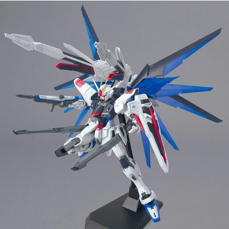 Japaness Bandai оригинальный MG 1/100 модель Gundam ZGMF-X10A свободы 2,0 уничтожить Броня освобожденные мобильный костюм дети игрушки BANDAI