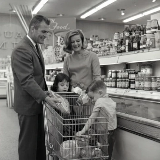 Family with children shopping in supermarket Poster Print (24 x 36)