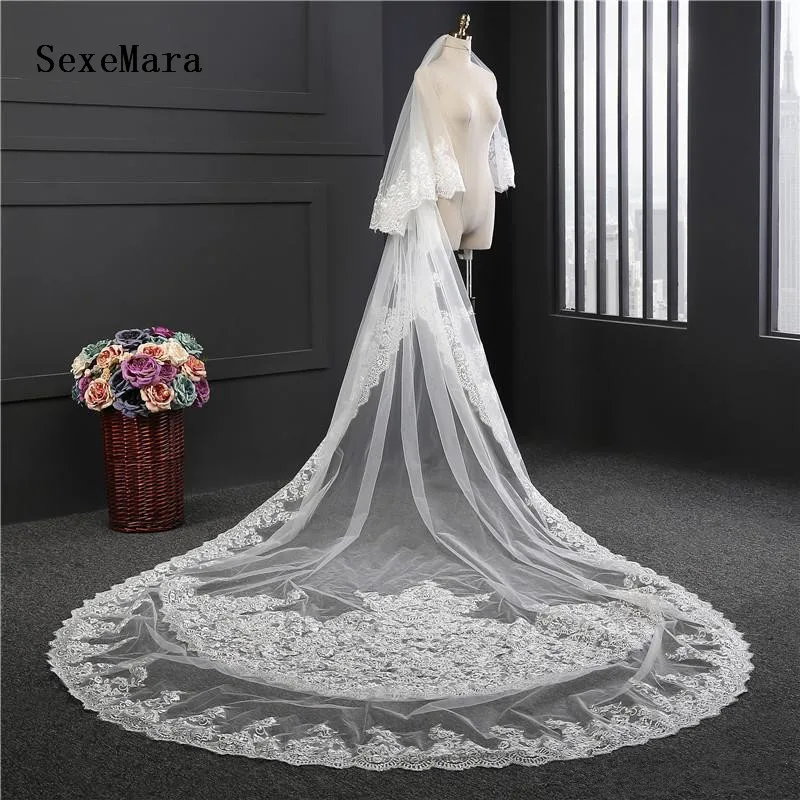 

Two Layers White Ivory Wedding Veil Appliqued Edge Lace Netting Bridal Veils Cathedral Length Veil With Comb High Quality