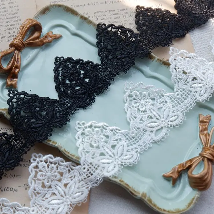 

5meters Retro Royal Crown Lace Black/white polyester lace ribbon DIY patchwork accessory X283