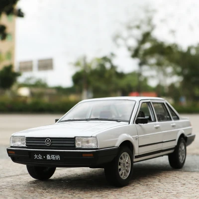 Литые металлические весы модели автомобилей автомобили 1:24 sanagon Santana старый стиль