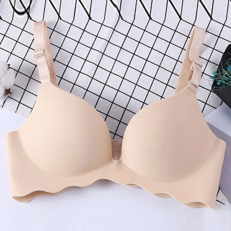 

Women Sexy Underwear 3/4 Cup Bra Lingerie Smooth Women One Piece No Trace No Steel Ring Solid Color Push Up Gathered Bra