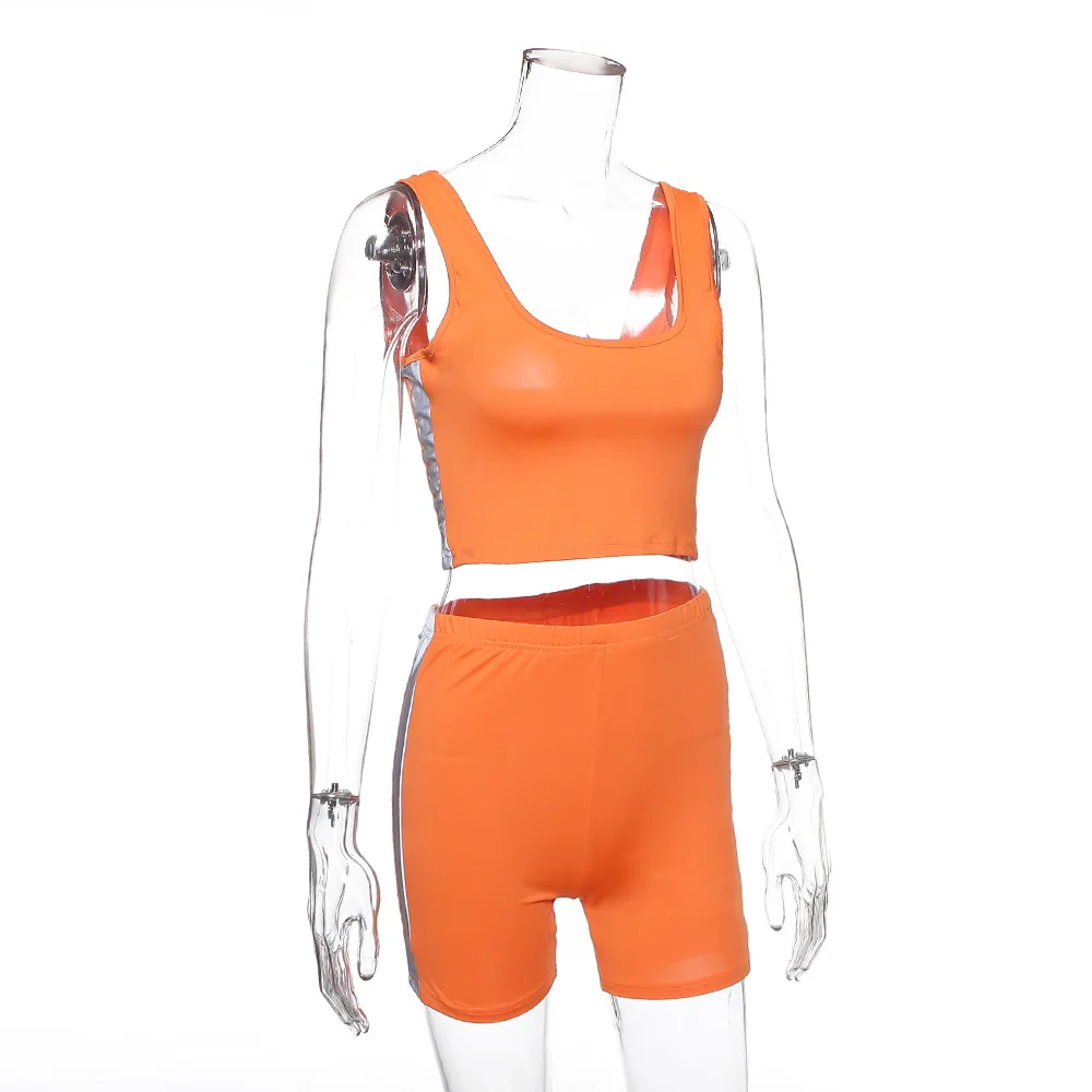 10701815237_1966242478