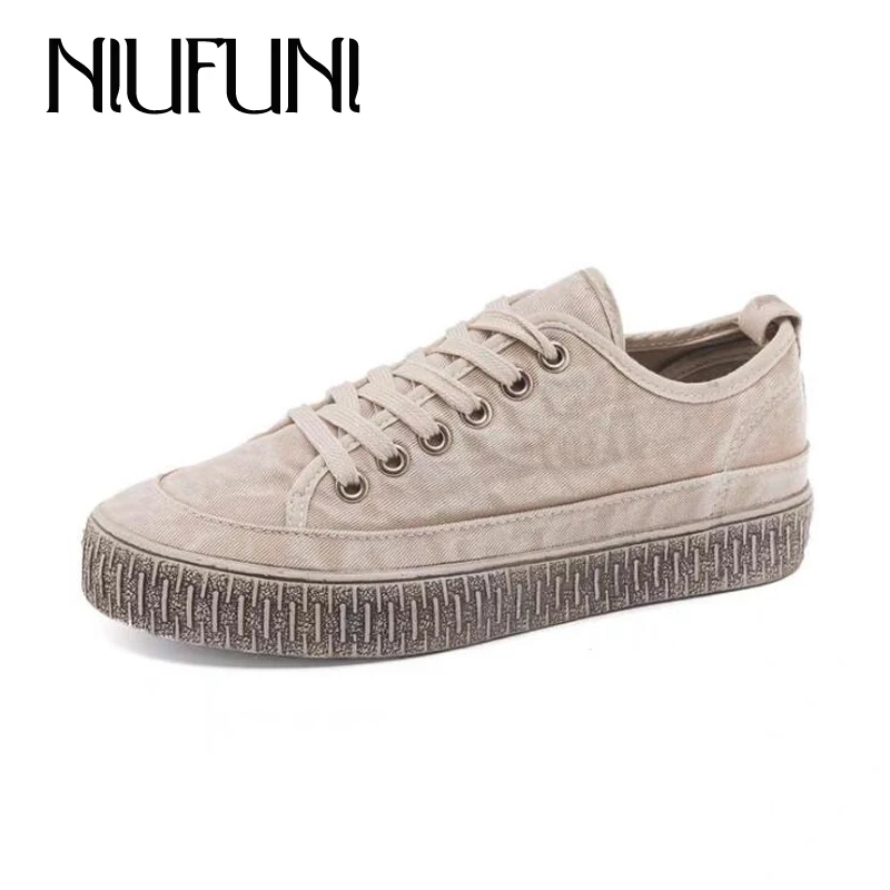 

Spring Lace Up Women Vulcanize Shoes Distressed Casual Ladies Canvas Shoes Wild Fashion Chunky Platform Sneakers Women