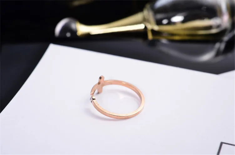 Yun ruo розовое золото цвета AAA циркония кольцо с крестом для женщины девушки подарок Свадебные украшения 316L нержавеющая сталь никогда не выцветает