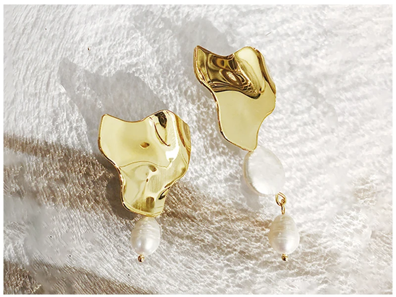 Pearl Earrings (2)